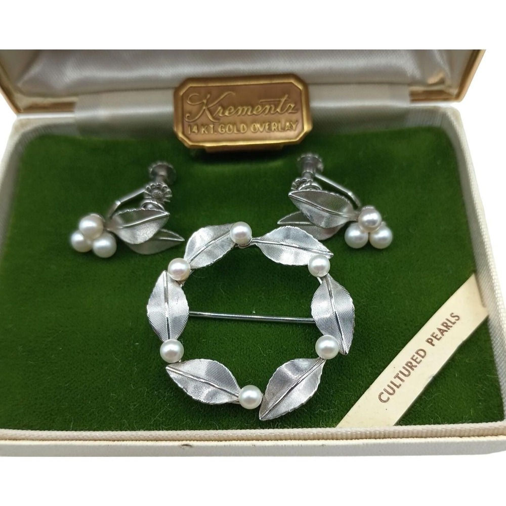 Vintage Krementz Brooch Earrings Jewelry Set Signed Pearl Silver Tone in Box
